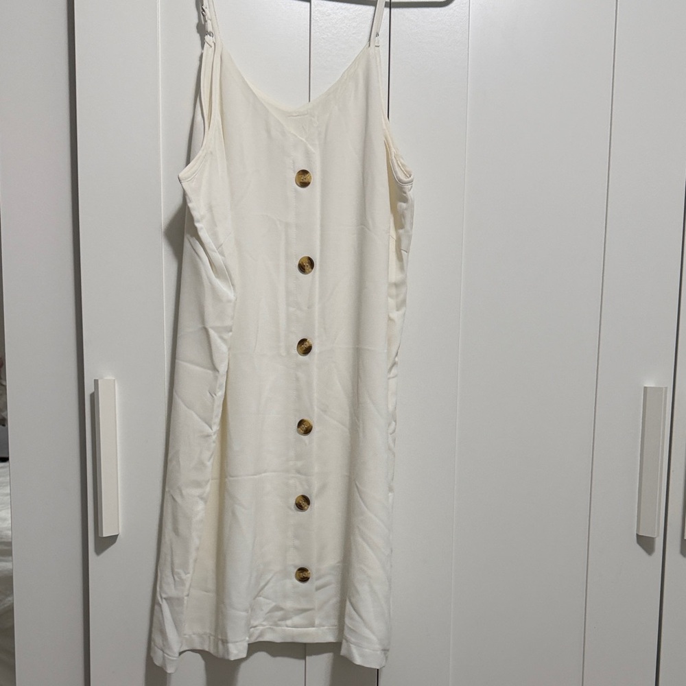 Elegant White Button-Down Dress